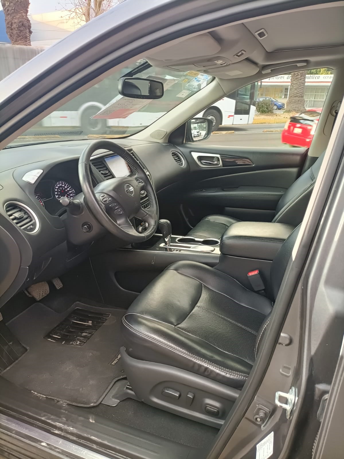 2017 Nissan PATHFINDER 5 PTS ADVANCE CVT PIEL QCP BOSE GPS RA-18