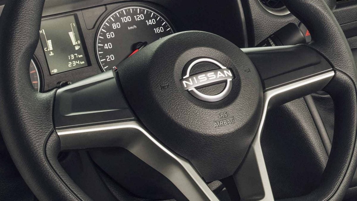 Nissan NV350 Interior3